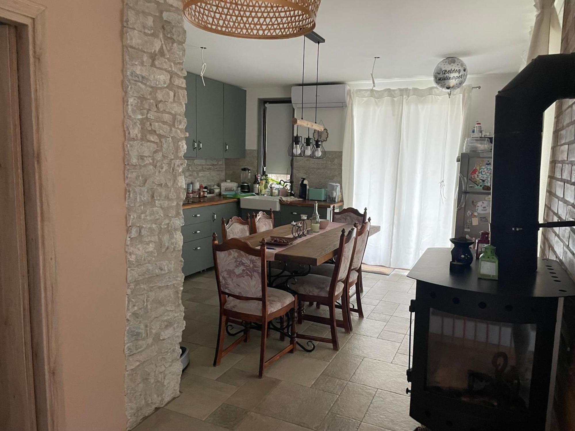 Hébergement de vacances Brand New House With Beautiful View Of